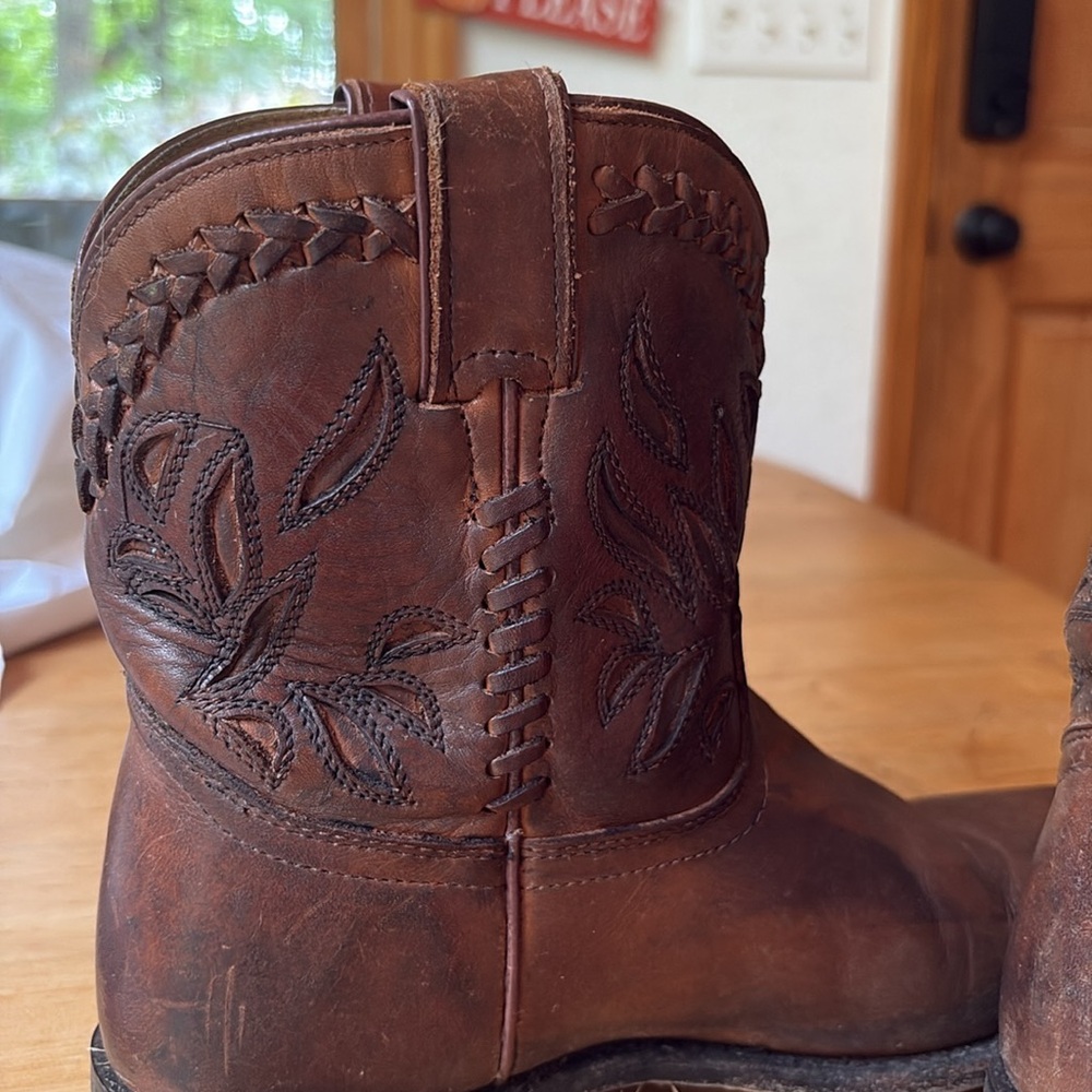 Frye Brown Leather Embossed Western Cowboy Boots - Picture 6 of 7